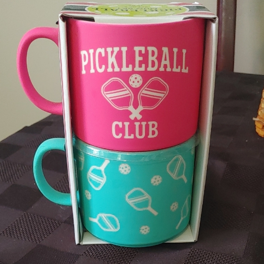 ✅ $10 Add-on Pickleball Club Pink and Blue Mug Set (2)